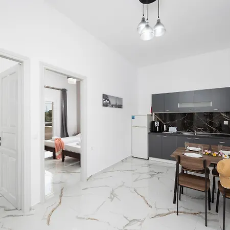 Apart-hotel Kosmas *