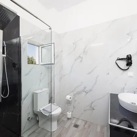 Apart-hotel Kosmas *