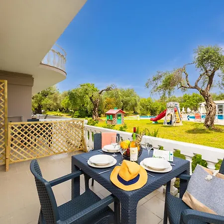Apart-hotel Kosmas