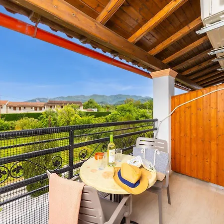 Apart-hotel Kosmas *